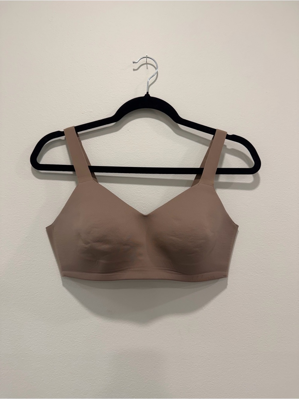 Lululemon Nude Seamless Comfort Everyday Taupe Bra 34D
